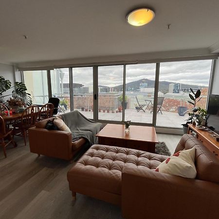 Private Room With Ensuite In The Cbd 堪培拉 外观 照片