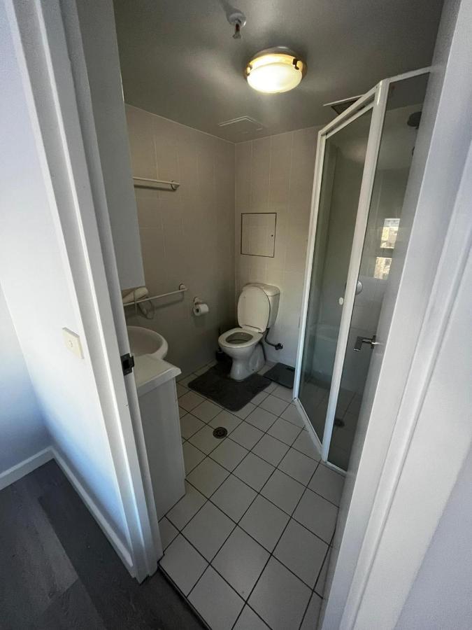 Private Room With Ensuite In The Cbd 堪培拉 外观 照片